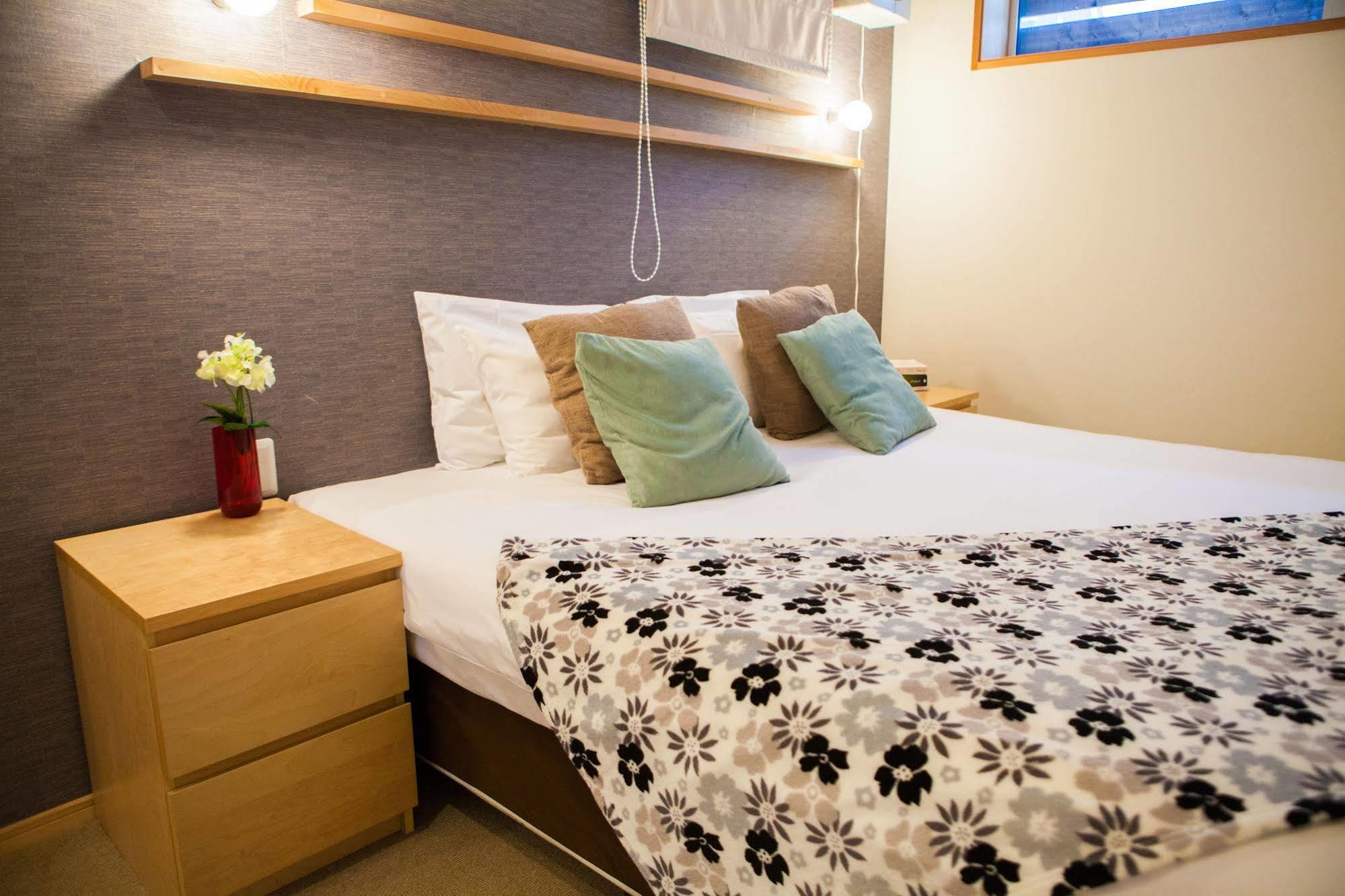 Yuki Yama Apartments Hirafu Екстер'єр фото