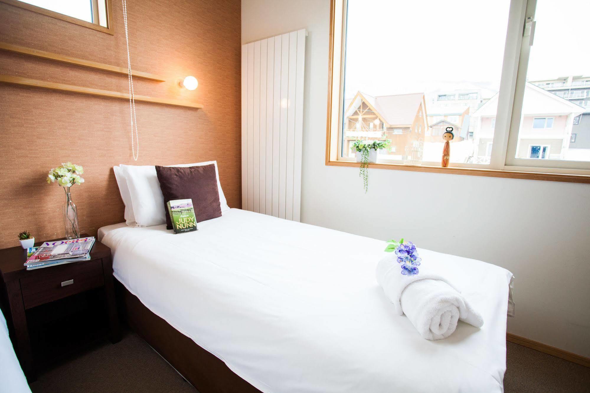 Yuki Yama Apartments Hirafu Екстер'єр фото