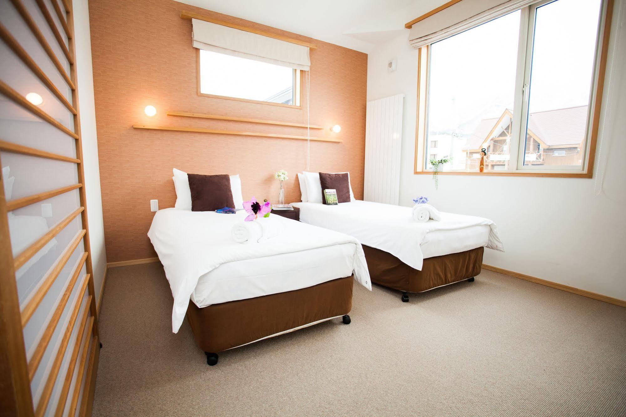 Yuki Yama Apartments Hirafu Екстер'єр фото