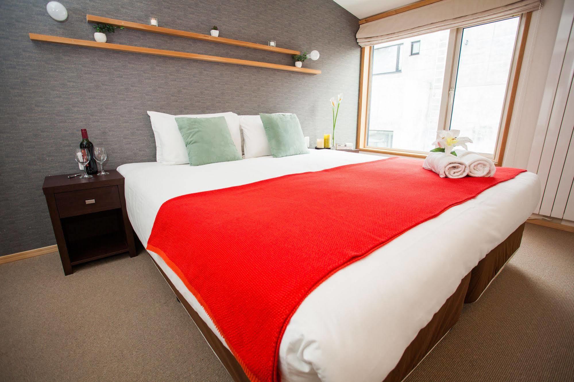 Yuki Yama Apartments Hirafu Екстер'єр фото