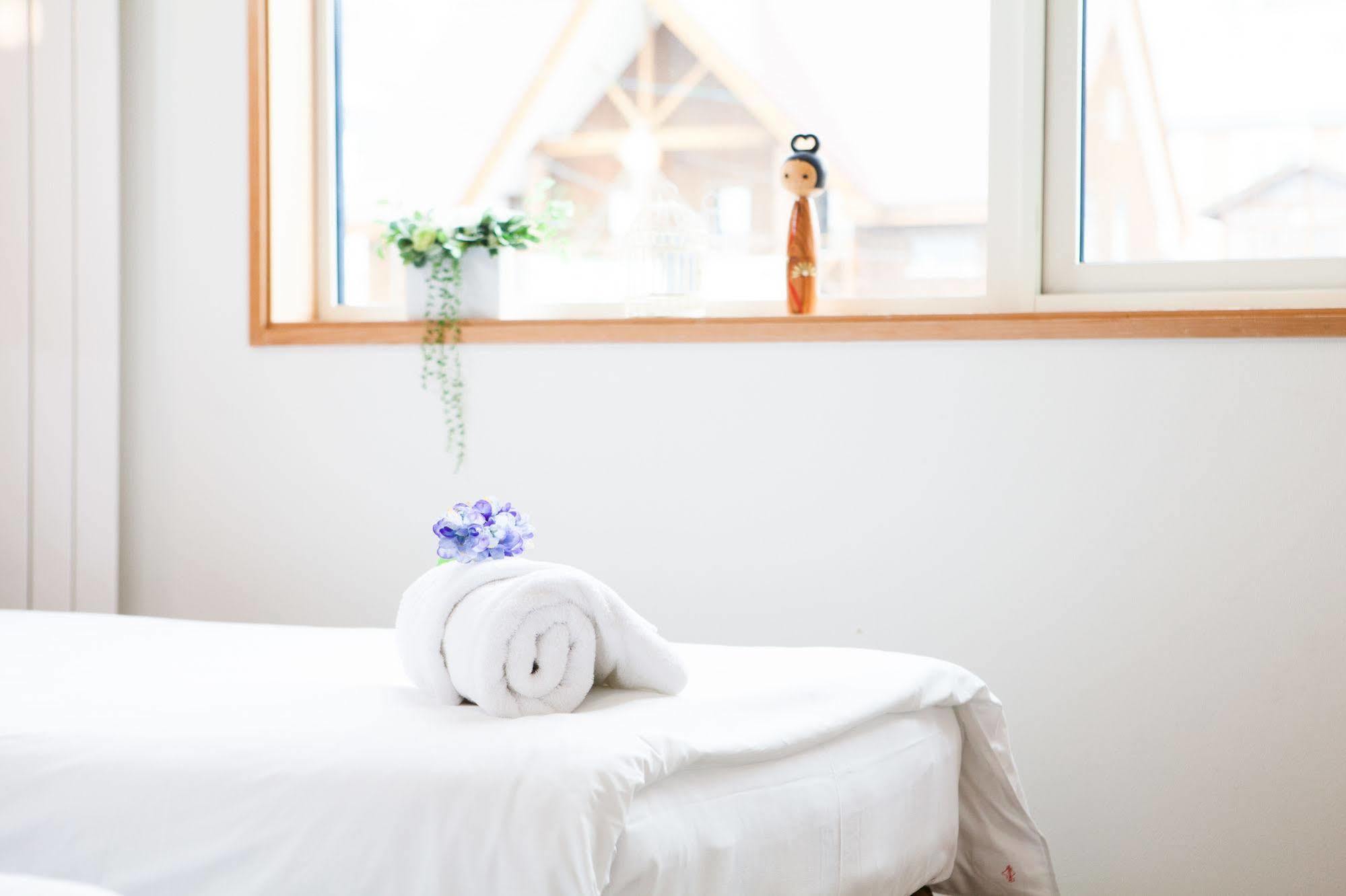 Yuki Yama Apartments Hirafu Екстер'єр фото